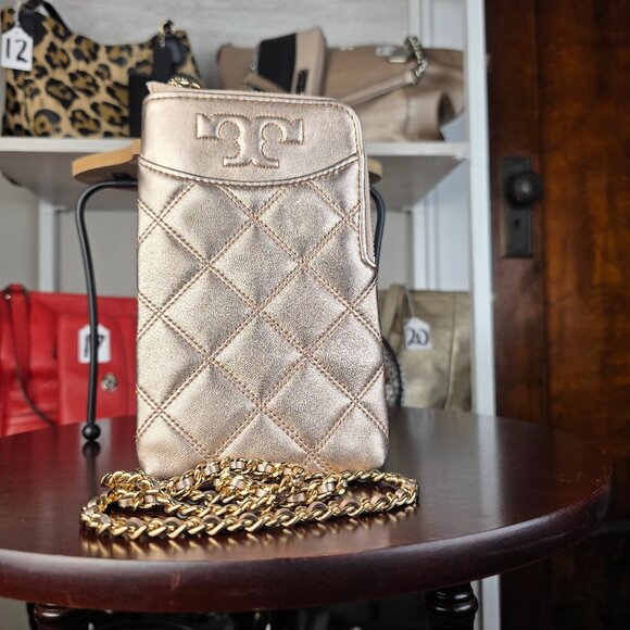 Tory Burch Rose Gold Quilted Savannah Phone Crossbody - Picture 3 of 5